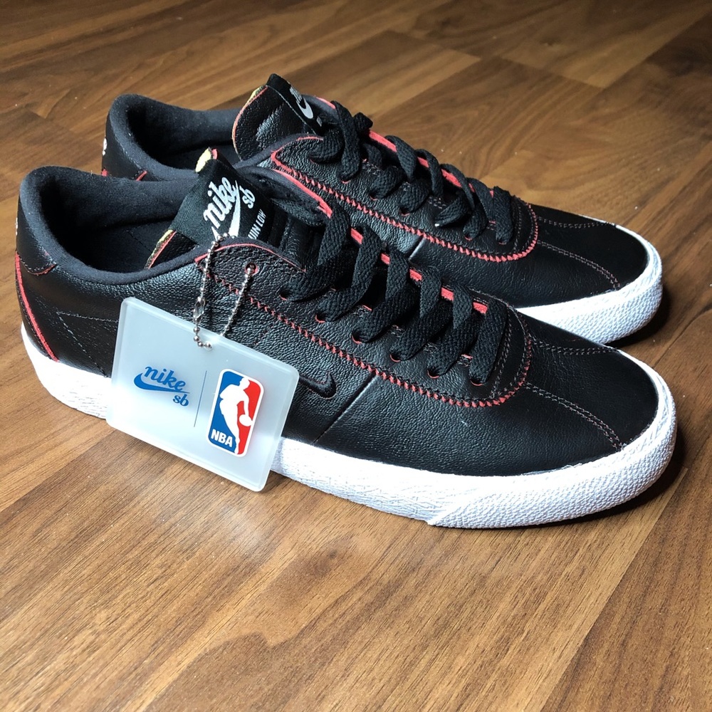 NEW Nike SB Chicago Bulls Zoom Bruin Low NBA
